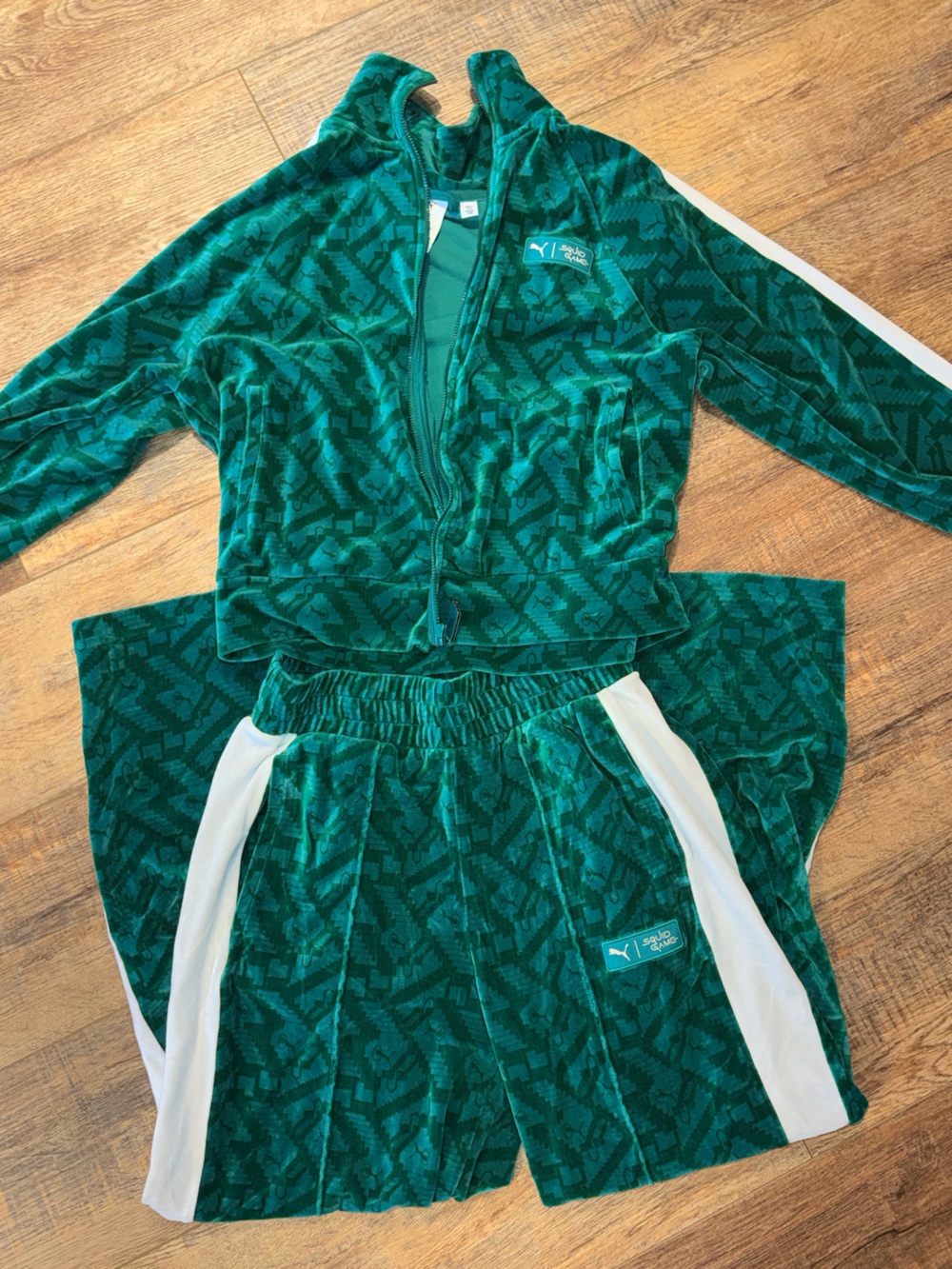Puma x Squid Game T7 M Jacket + S Track Pants Set Sweatpants Women’s Athletic